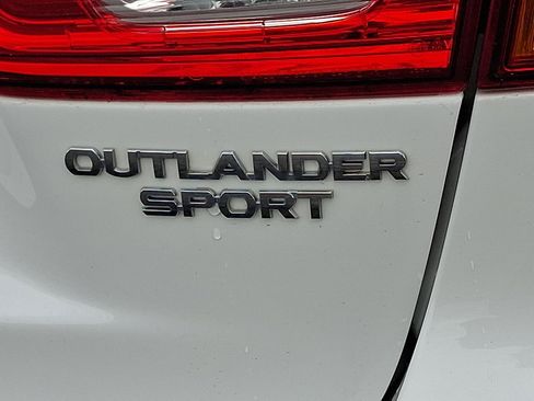 Used 2019 Mitsubishi Outlander Sport ES image 30