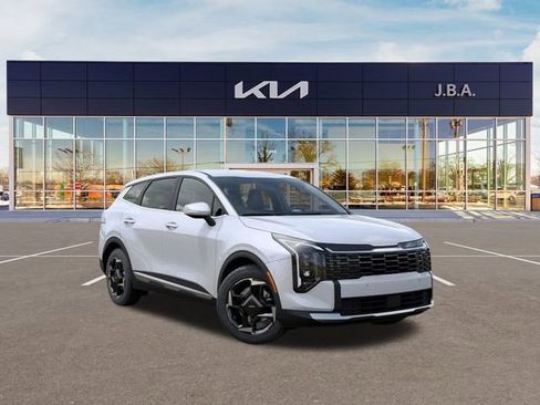 New 2026 Kia Sportage EX FWD image 8