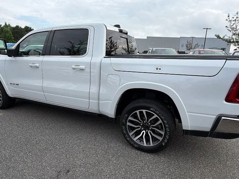 Used 2025 RAM 1500 Limited AWD/4WD image 10