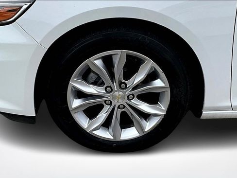 Used 2020 Chevrolet Malibu LT image 32