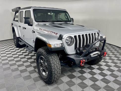Certified 2023 Jeep Gladiator Rubicon w/ Cold Weather Group image 8