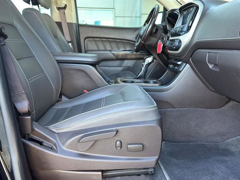 Used 2022 GMC Canyon Denali image 34