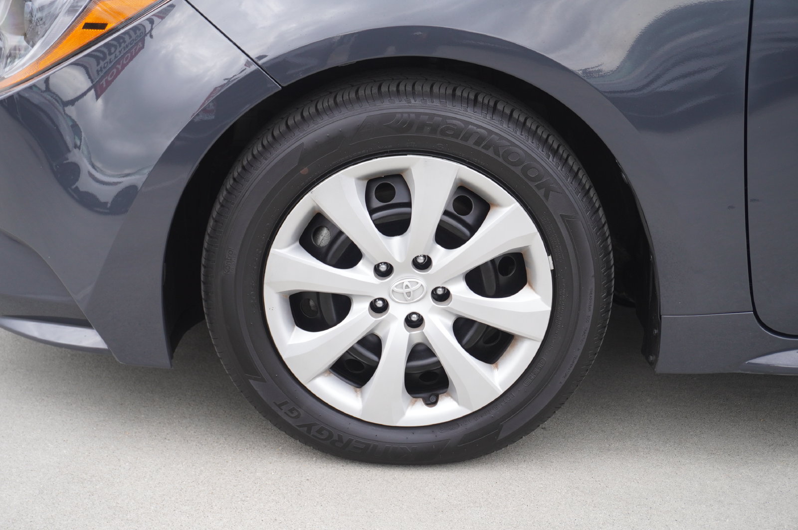 Certified 2025 Toyota Corolla LE FWD image 19