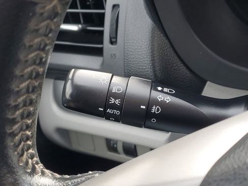 Used 2014 Subaru Forester 2.5i Touring image 19