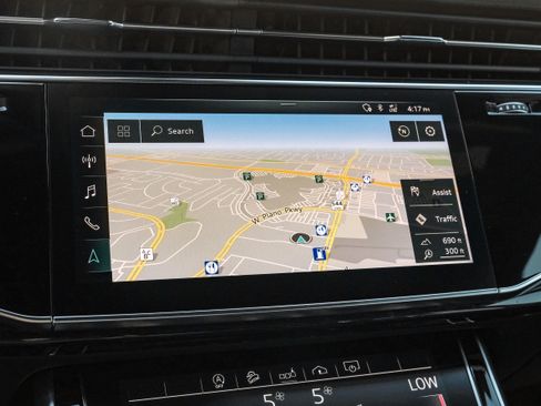 Used 2020 Audi Q8 Premium Plus image 21