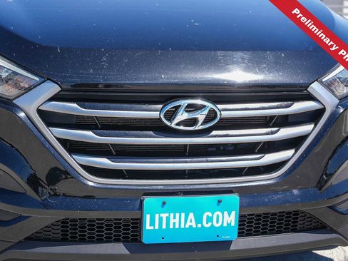 Used 2017 Hyundai Tucson SE AWD/4WD image 5