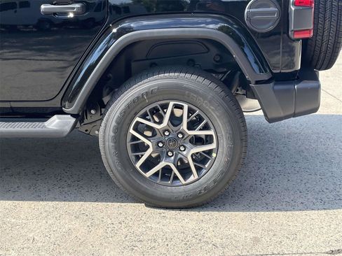 New 2025 Jeep Wrangler Sahara image 39