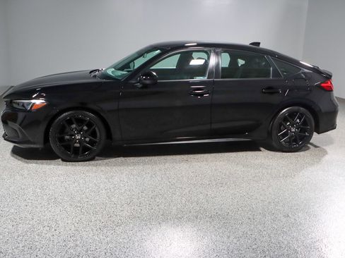 Used 2023 Honda Civic Sport image 10