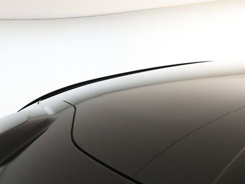 Used 2025 Volvo EX90 Plus image 8