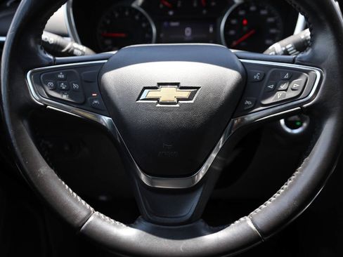 Used 2021 Chevrolet Equinox LT AWD/4WD image 18
