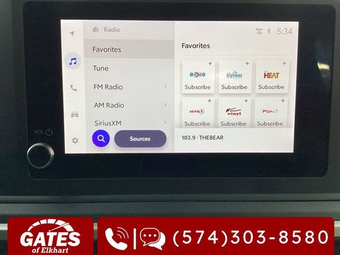 Used 2024 Toyota Tacoma SR image 3