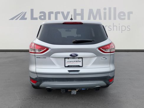 Used 2016 Ford Escape SE image 4