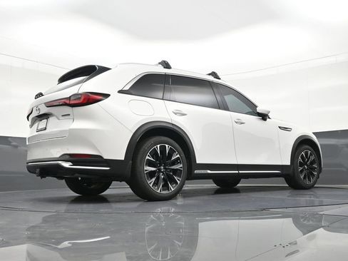 Used 2024 MAZDA CX-90 Plug-In Hybrid w/ Premium Plus AWD/4WD image 28