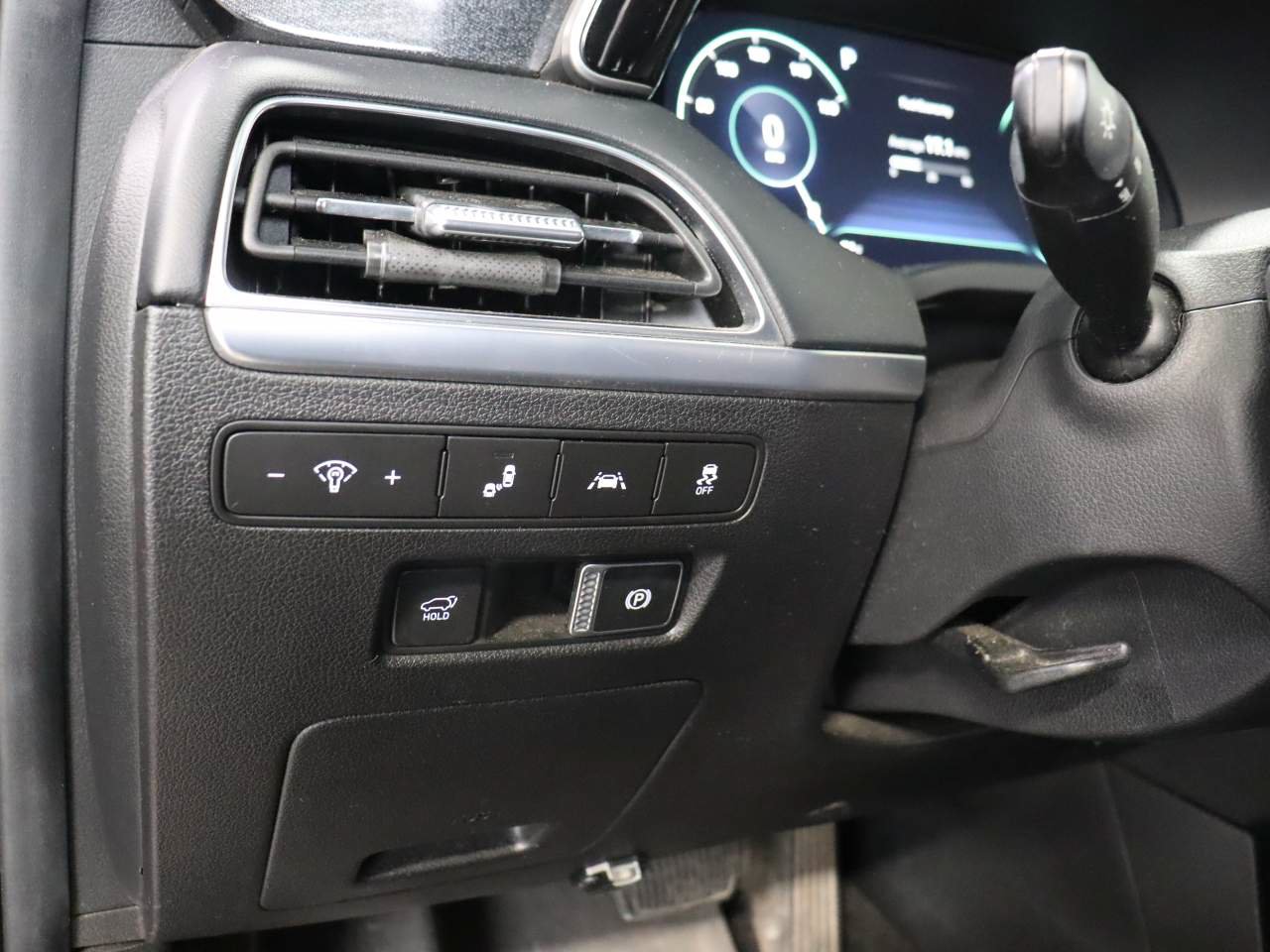 Used 2020 Hyundai Palisade Limited FWD image 13