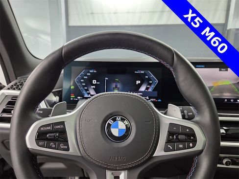 Used 2025 BMW X5 M60i w/ Executive Package image 30