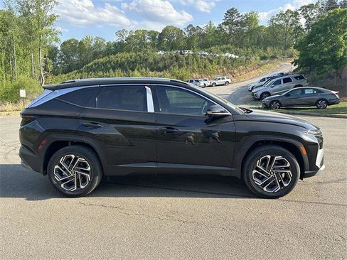 New 2025 Hyundai Tucson Limited image 6