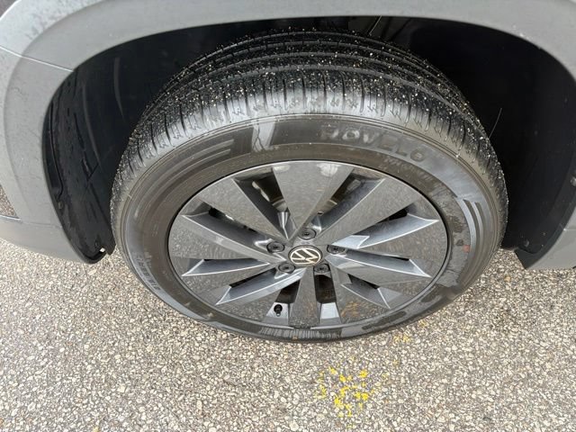 Used 2024 Volkswagen Taos S FWD image 36