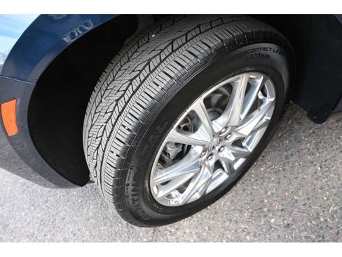 Used 2023 Buick Enclave Essence w/ Experience Buick Package image 11