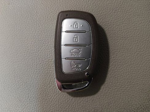 Used 2018 Hyundai Sonata Limited w/ Ultimate Package 07 FWD image 32