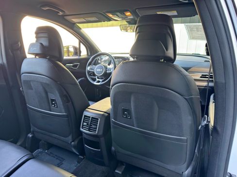 Used 2025 Kia Sportage X-Line AWD/4WD image 36