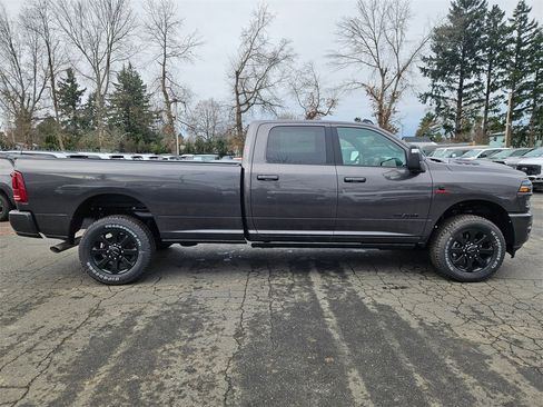 New 2026 RAM 2500 Laramie image 8