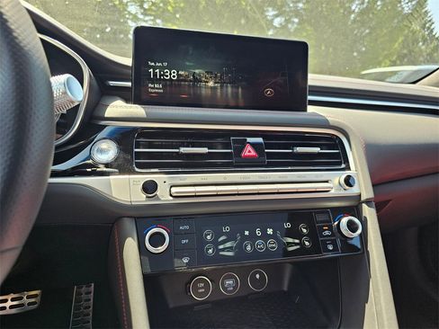 Used 2025 Genesis G70 3.3T Advanced w/ Sport Prestige Package image 27