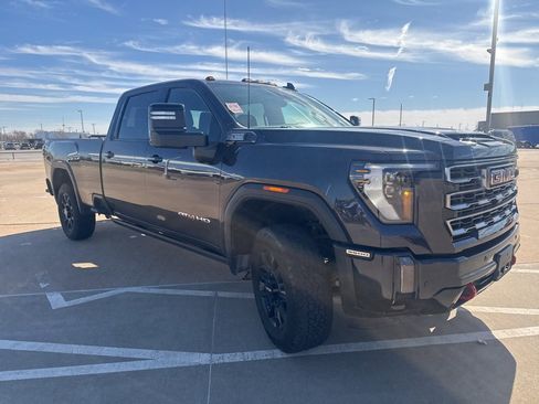 Used 2024 GMC Sierra 3500 AT4 w/ Technology Package image 10