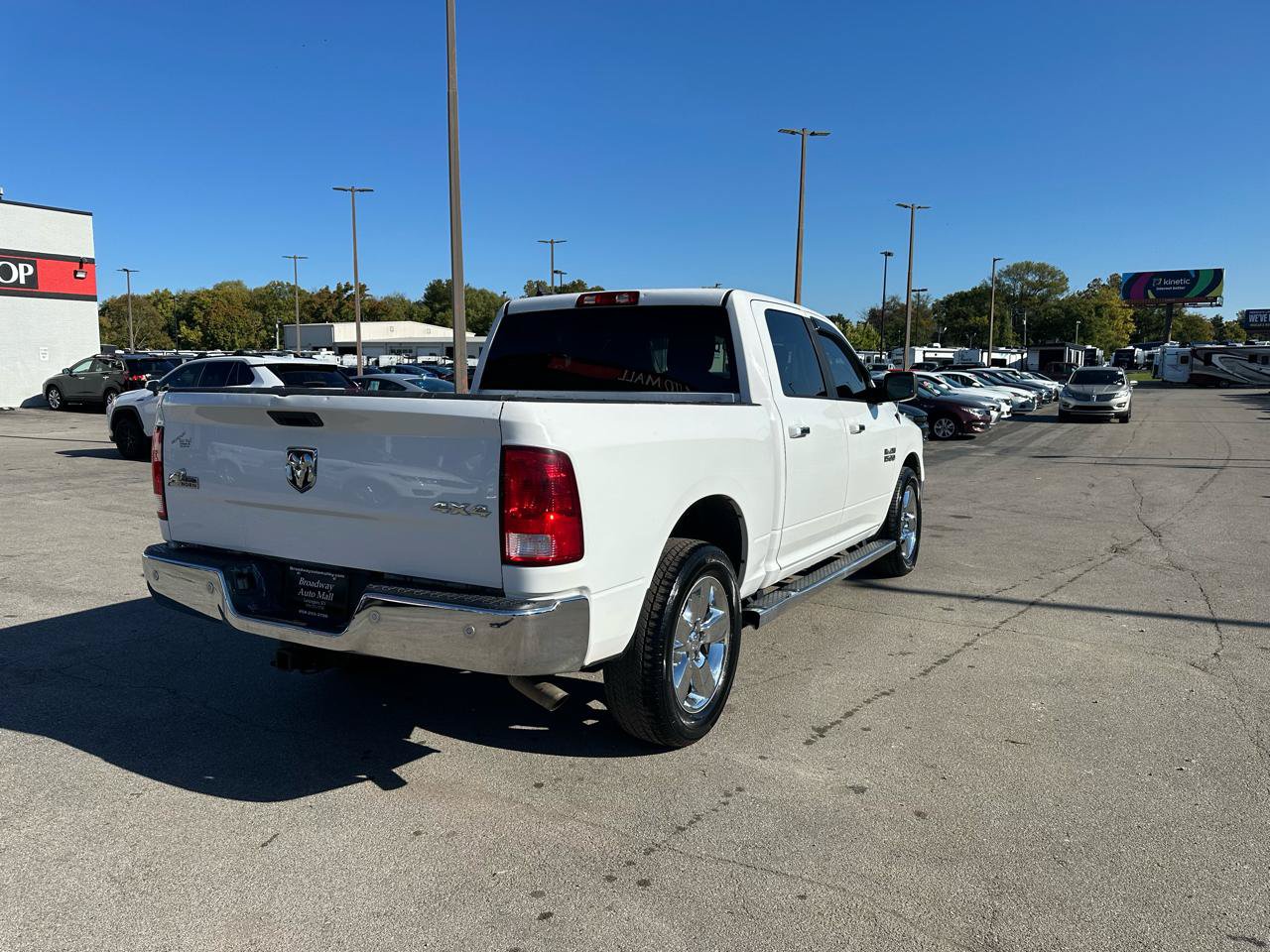 Used 2017 RAM 1500 Big Horn AWD/4WD image 3