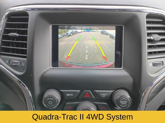 Used 2021 Jeep Grand Cherokee Laredo AWD/4WD image 16