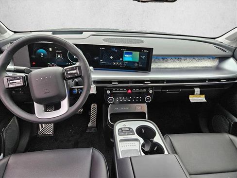 New 2026 Hyundai Ioniq 9 Calligraphy image 11