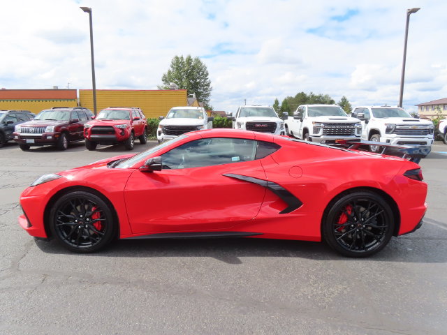 Used 2025 Chevrolet Corvette Stingray Coupe w/ Battery Protection Package RWD image 4