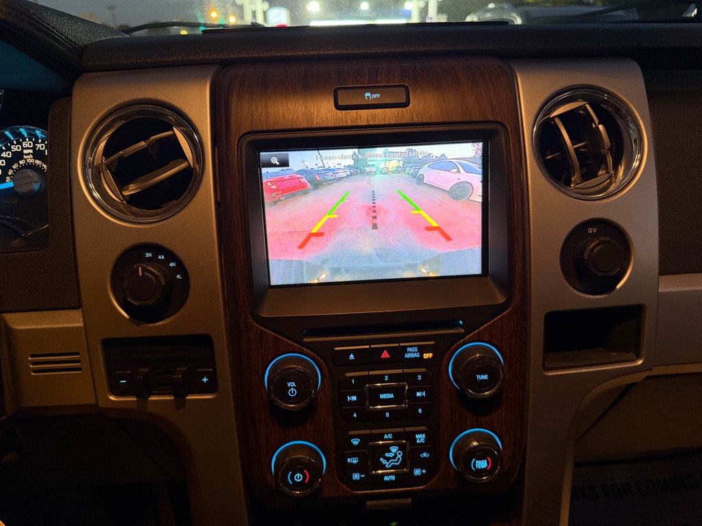 Used 2014 Ford F150 Lariat w/ Equipment Group 502A Luxury AWD/4WD image 16