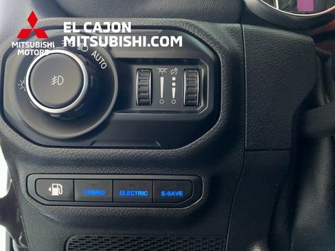 Used 2021 Jeep Wrangler Unlimited Sahara w/ Cold Weather Group image 15