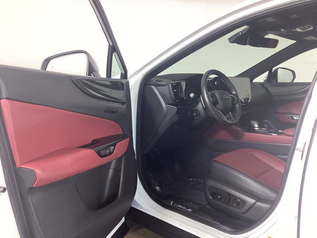 Used 2026 Lexus NX 350h AWD w/ Accessory Package (2T) image 9