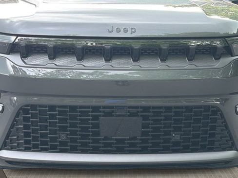 New 2026 Jeep Grand Wagoneer Limited w/ Premium Group II AWD/4WD image 24