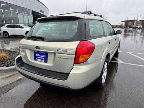 Used 2007 Subaru Outback 2.5i image 7