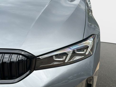 New 2026 BMW 330i Sedan w/ M Sport Package RWD image 10