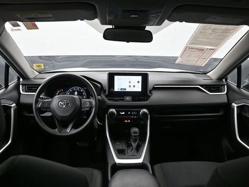 Certified 2024 Toyota RAV4 LE AWD/4WD image 23
