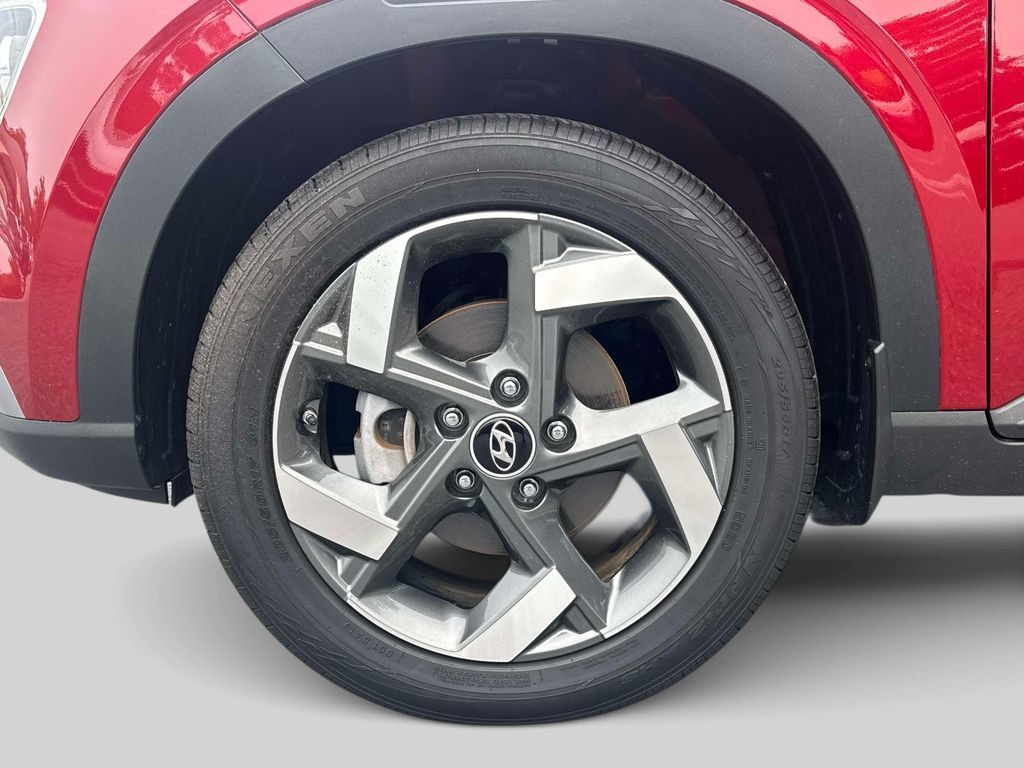 Certified 2024 Hyundai Venue Limited FWD image 9