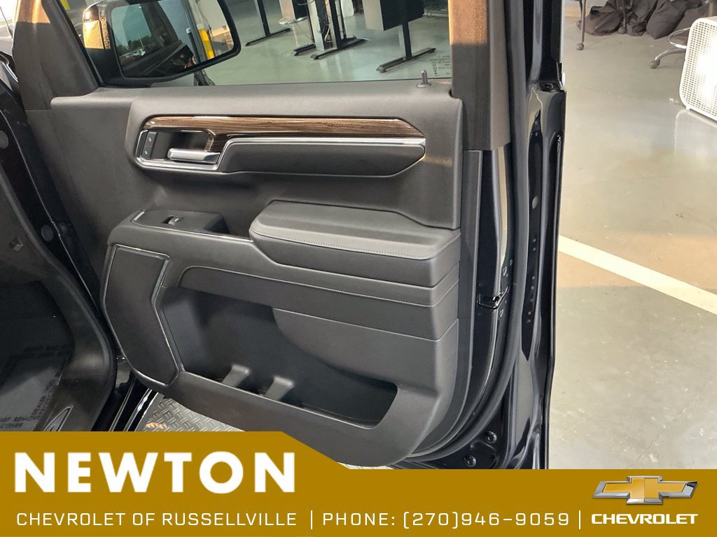 Used 2024 Chevrolet Silverado 1500 RST RWD image 46