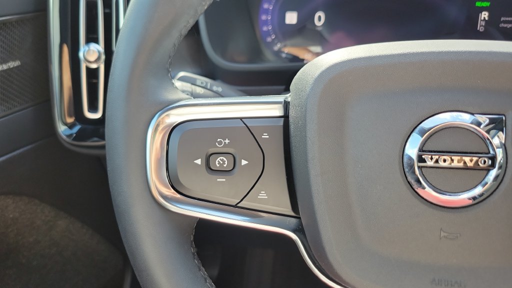 Used 2023 Volvo C40 P8 Recharge Ultimate AWD/4WD image 21