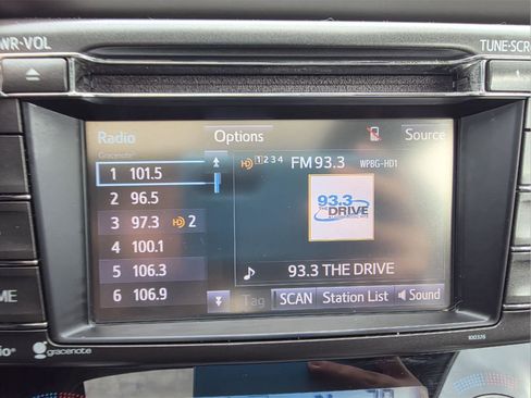 Used 2014 Toyota RAV4 XLE image 6