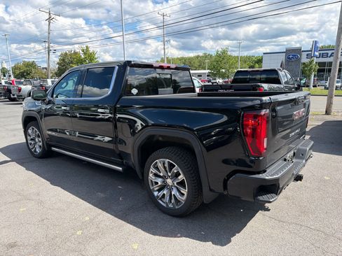 Used 2024 GMC Sierra 1500 Denali AWD/4WD image 11