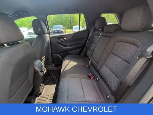 Certified 2025 Chevrolet Equinox LT w/ Safety and Technology Package AWD/4WD image 25