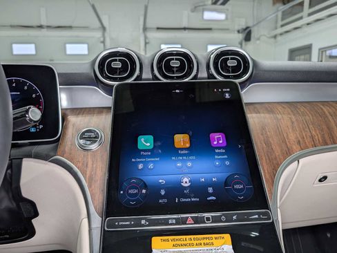 Certified 2025 Mercedes-Benz GLC 300 4MATIC image 30