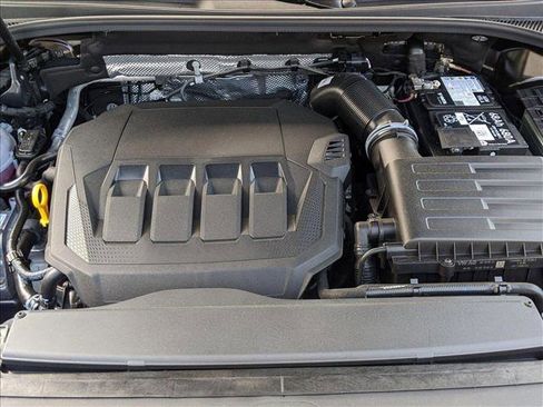 New 2025 Audi Q3 2.0T Premium image 16