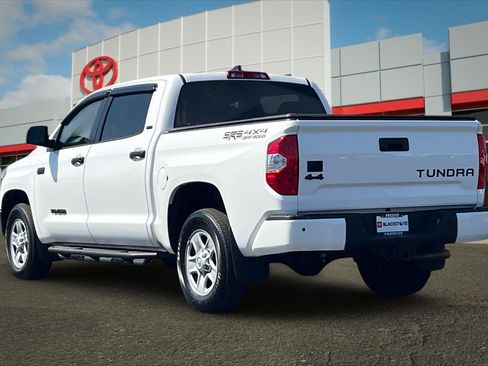 Certified 2021 Toyota Tundra SR5 AWD/4WD image 5