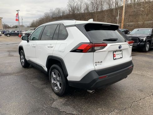 Used 2023 Toyota RAV4 XLE image 6