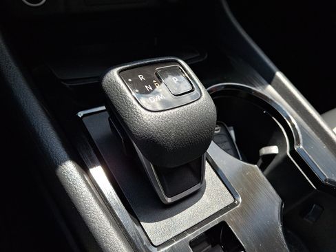 Used 2023 Nissan Rogue SV w/ SV Premium Package AWD/4WD image 17