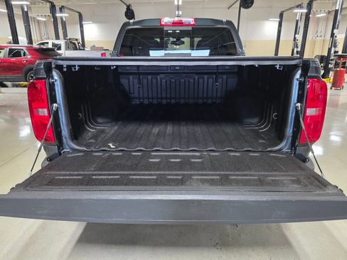 Used 2017 Chevrolet Colorado ZR2 image 13